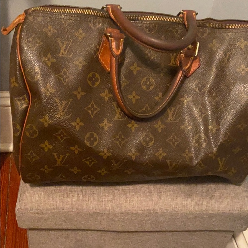Louis Vuitton Speedy 30